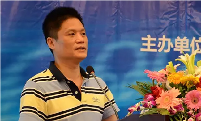 國脈信息化發(fā)展研究中心主任楊冰之先生在6月4日舟山舉辦的"2015中國互聯(lián)網(wǎng)+信息社會高端論壇"上的主旨演講