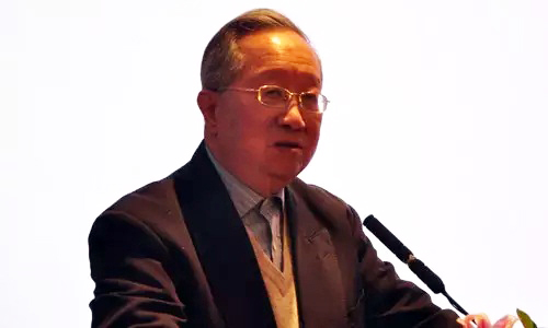 中國(guó)互聯(lián)網(wǎng)協(xié)會(huì)副理事長(zhǎng)高新民出席"2015中國(guó)智慧城市發(fā)展年會(huì)"并演講