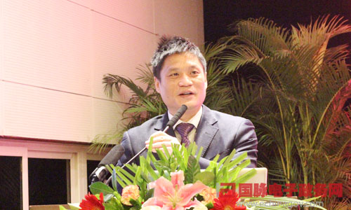 在"2014中國智慧政府發(fā)展年會"上，國脈互聯(lián)董事長、首席研究員楊冰之發(fā)表主題演講
