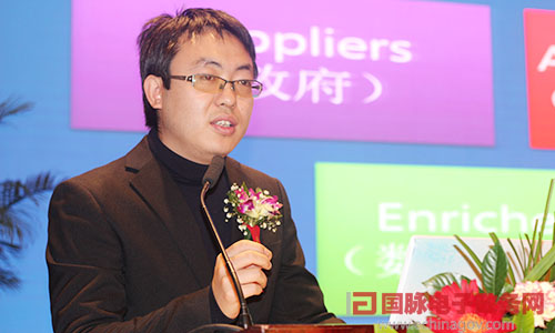 在"2014中國智慧政府發(fā)展年會"上，拓爾思智慧政府行業(yè)總監(jiān)晉家驤發(fā)表主題演講